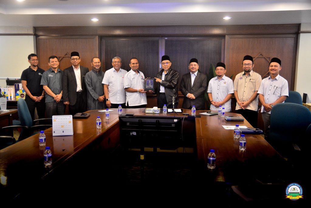 Kunjung Hormat Perbadanan Wakaf Selangor